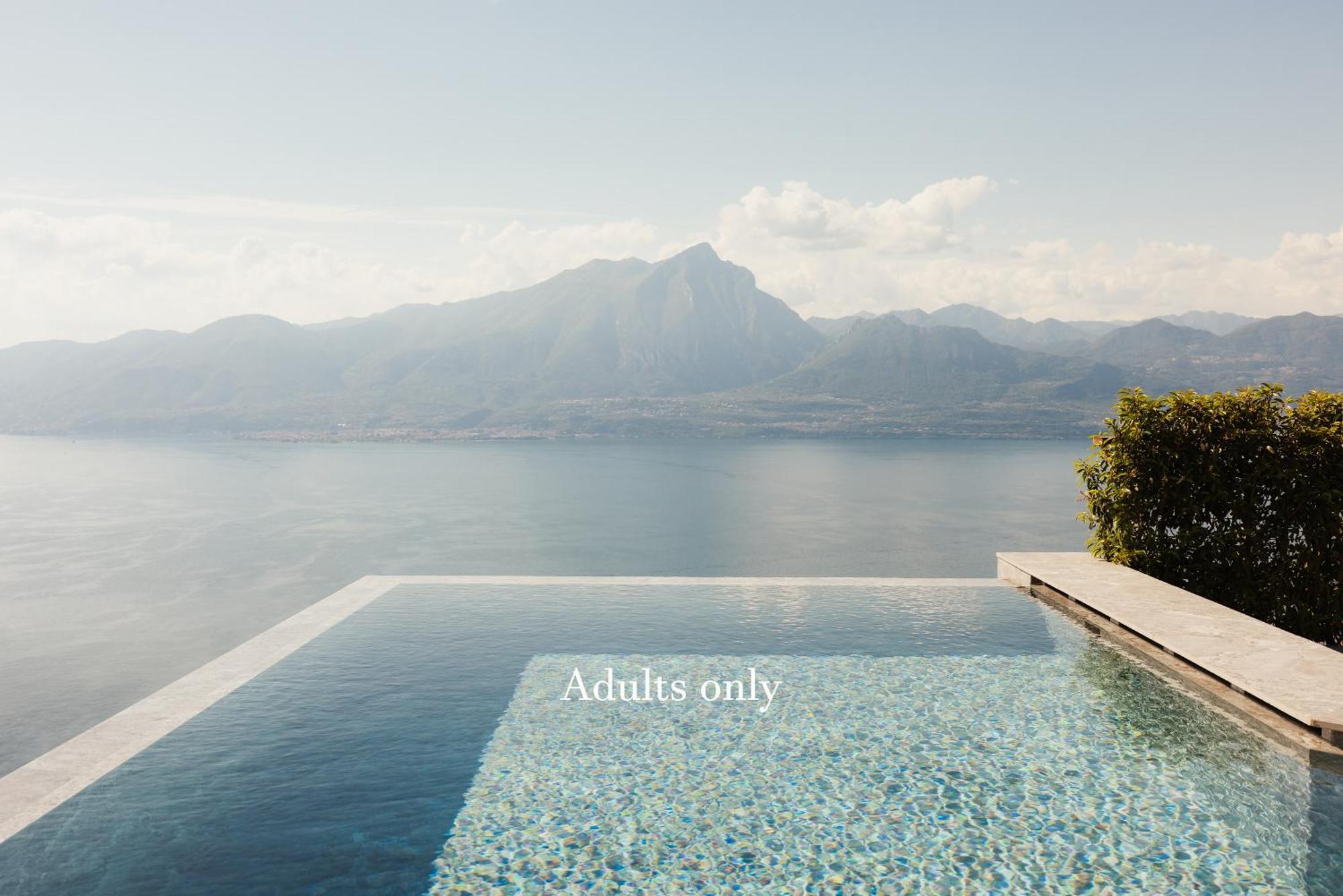 Hotel Cape Of Senses Torri Del Benaco Exterior foto