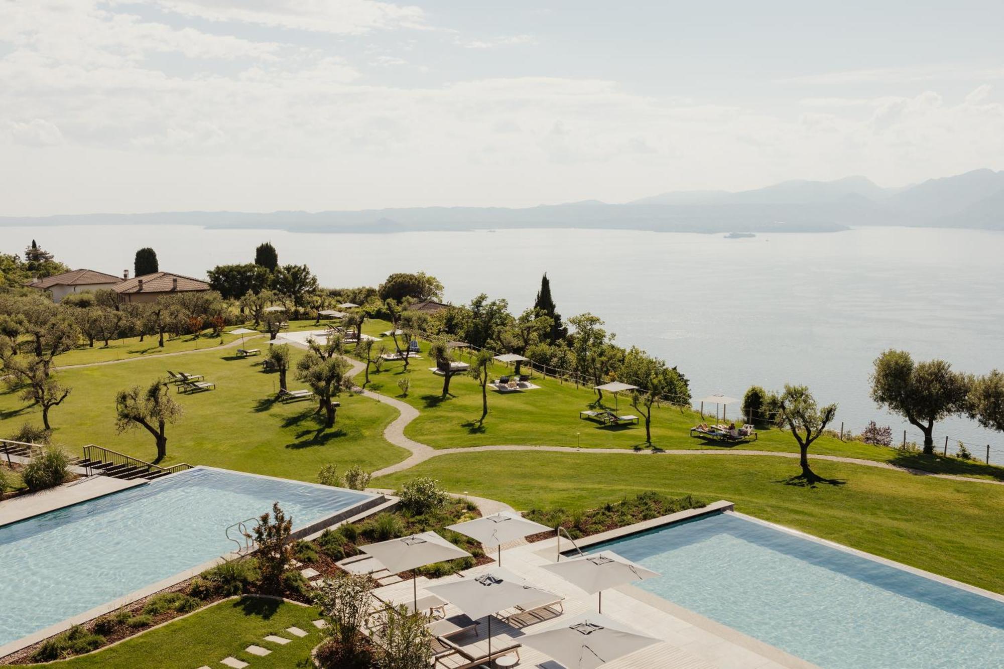 Hotel Cape Of Senses Torri Del Benaco Exterior foto